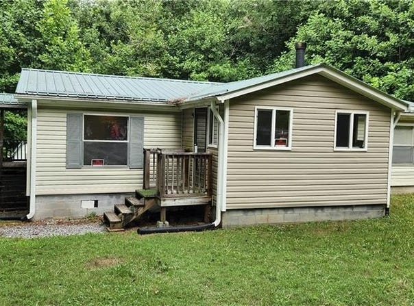 3636 Fall Creek Church Road, Jonesville, NC 28642