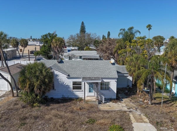 429 70TH Avenue, ST PETE BEACH, FL 33706