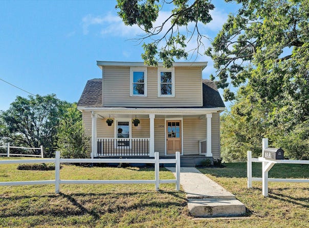 1936 Willis St, Salem, VA 24153