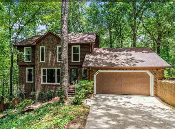 2009 CROSSVINE ROAD, HOOVER, AL 35244