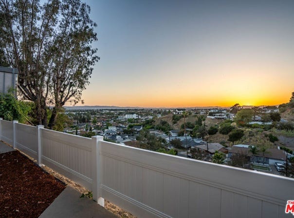 10321 Sala Pl, Sun Valley, CA 91352