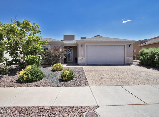 14020 Rainbow Point Drive, El Paso, TX 79938