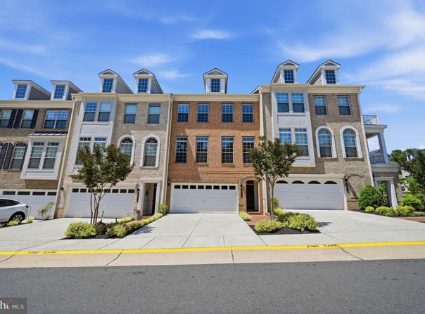 7914 TURTLE CREEK Circle, GAINESVILLE, VA 20155