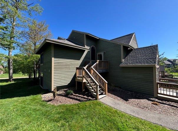 5113 Summit Drive, Hidden Valley, PA 15502