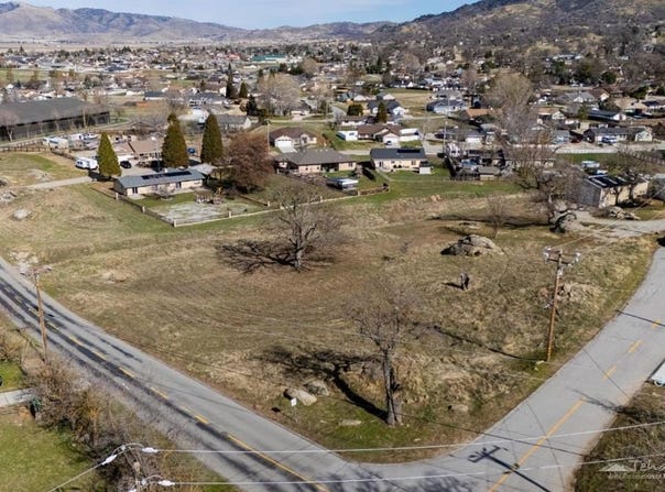 0 Delaware Dr, Tehachapi, CA 93561