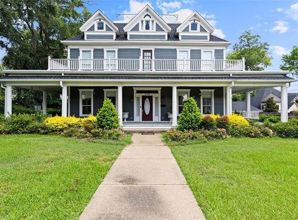 305 E Main, Henderson, TX 75652