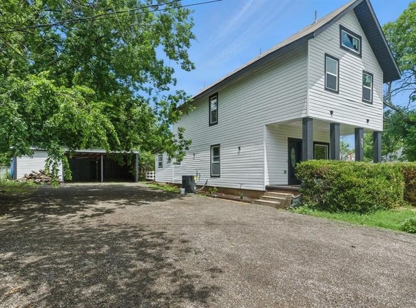 903 N Miller Street, Decatur, TX 76234