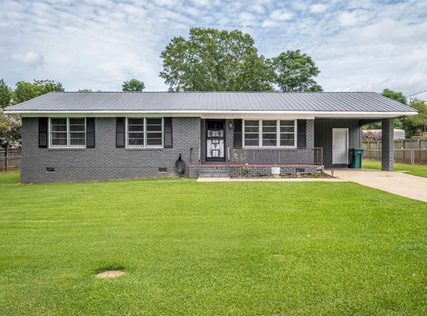 413 COHAVEN DRIVE, WEAVER, AL 36277