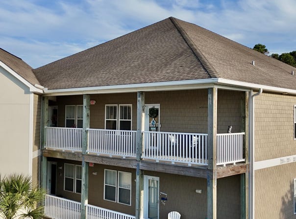 300 Lighthouse Lane, Cedar Point, NC 28584