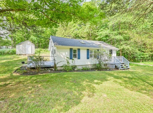 126 Hommelville Road, Saugerties, NY 12477