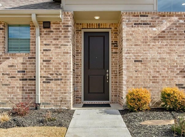 2613 Chablis Drive, Grand Prairie, TX 75054