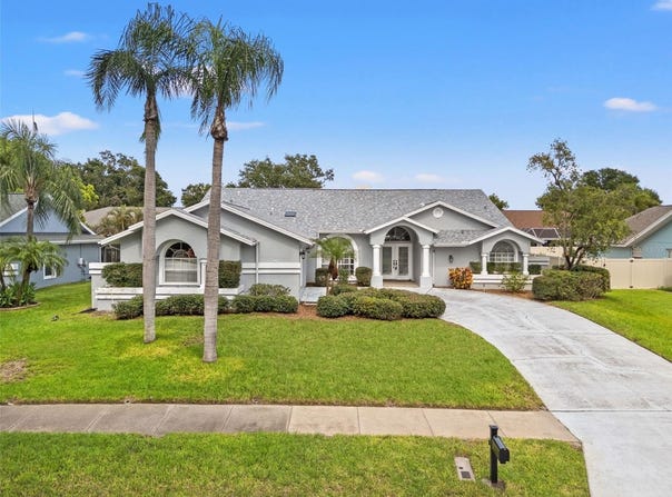 2825 RESNIK CIRCLE E, PALM HARBOR, FL 34683