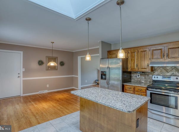 712 EAST LANE, MILFORD, DE 19963