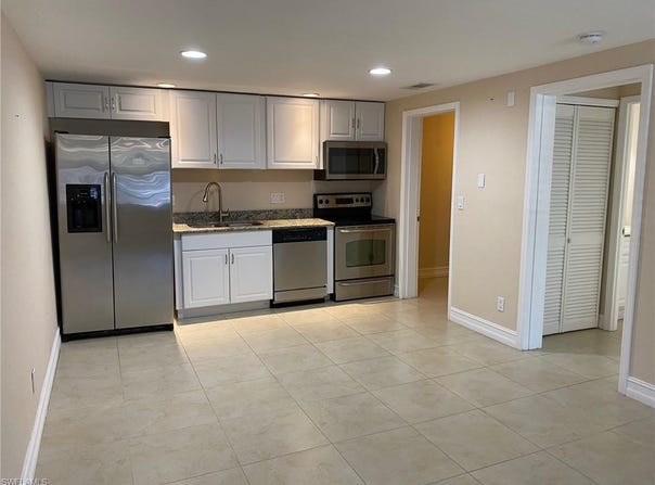 5389 Treetops Dr, NAPLES, FL 34113