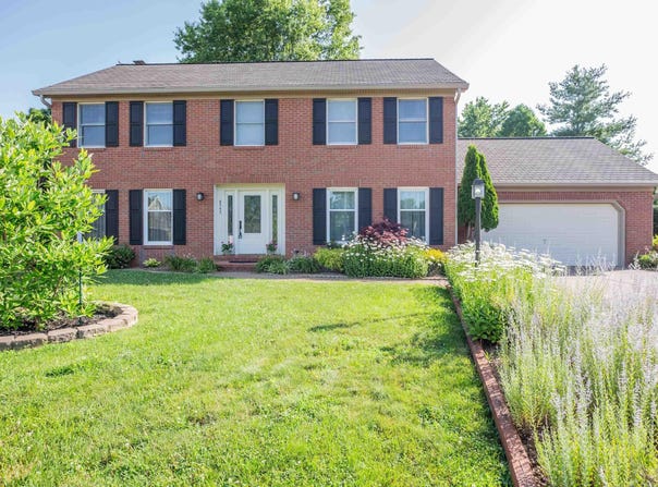 8545 Allsop Place, Evansville, IN 47725