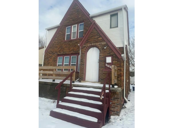 20290 Annott Street, Detroit, MI 48205
