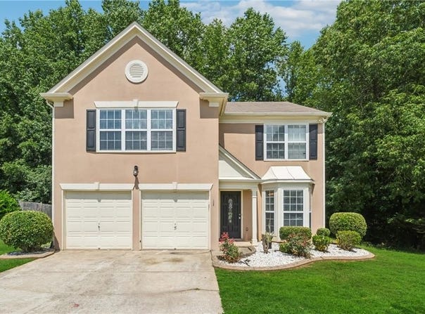 2000 Maple Ridge Court NW, Acworth, GA 30101