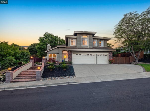 8254 Creekside Drive, Dublin, CA 94568