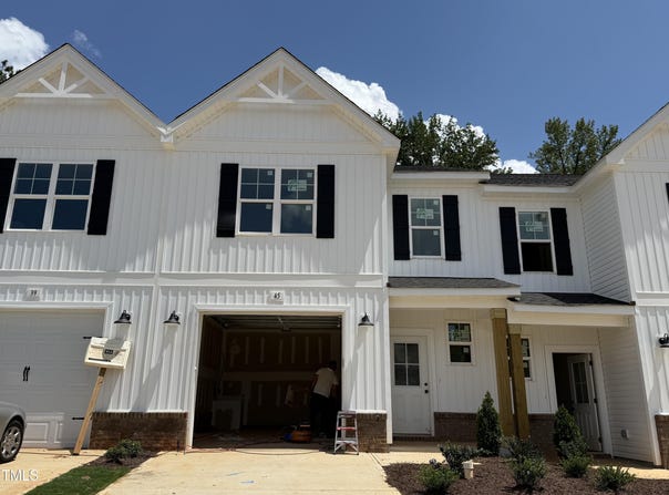 45 Calluna Drive, Clayton, NC 27520