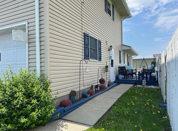 1845 Meadow Lane unit: B, Salem, OH 44460