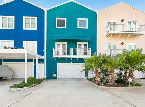 1535 Royal Palm Drive, Slidell, LA 70458