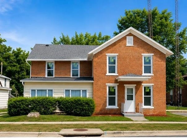 102 E High Street, Orangeville, IL 61060