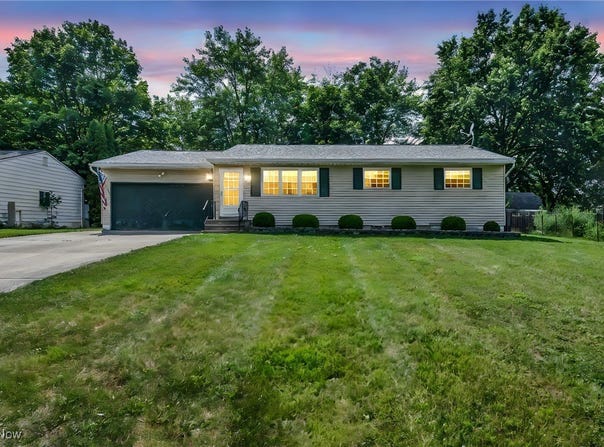 708 Charlotte Drive, Brunswick, OH 44212