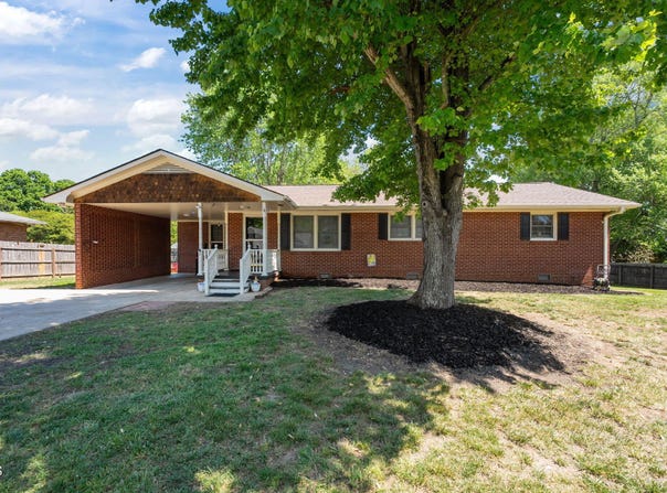 811 Wagoner Road, Elon, NC 27244