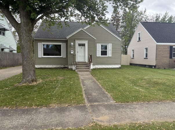 849 Allen Avenue, Muskegon, MI 49442