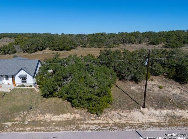 103 Alex Jordan, Blanco, TX 78606