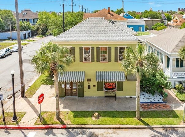1201 Postoffice Street, Galveston, TX 77550