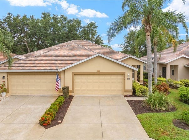 2305 Carnaby Court, Lehigh Acres, FL 33973