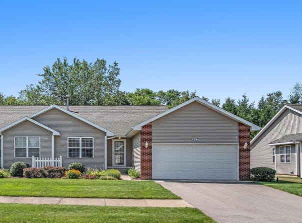 803 STRAWBERRY VALLEY AVENUE NW, COMSTOCK PARK, MI 49321