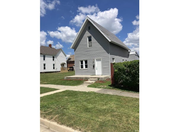 111 S Peters Street, Garrett, IN 46738