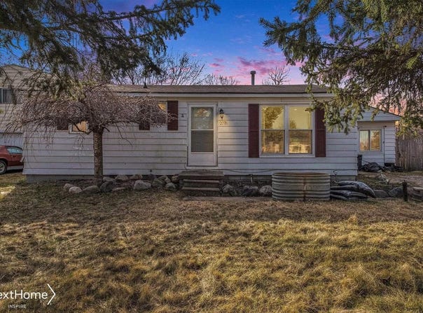 2076 Ala Street, Burton, MI 48519