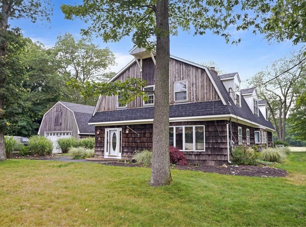 1 Lake Drive, Middle Island, NY 11953