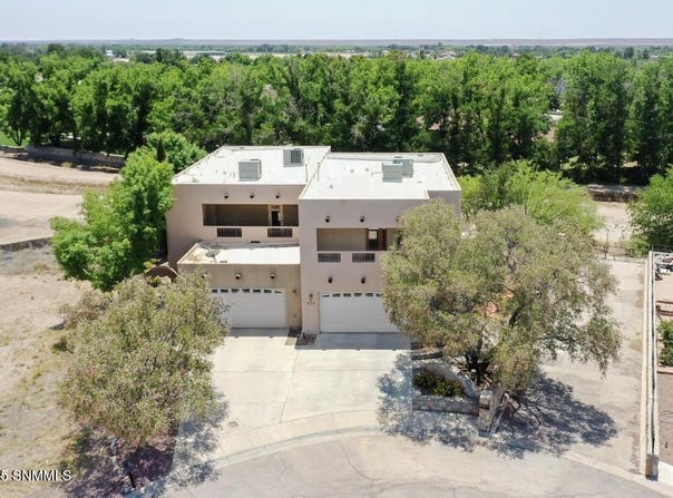 272 Wall Avenue, Las Cruces, NM 88001