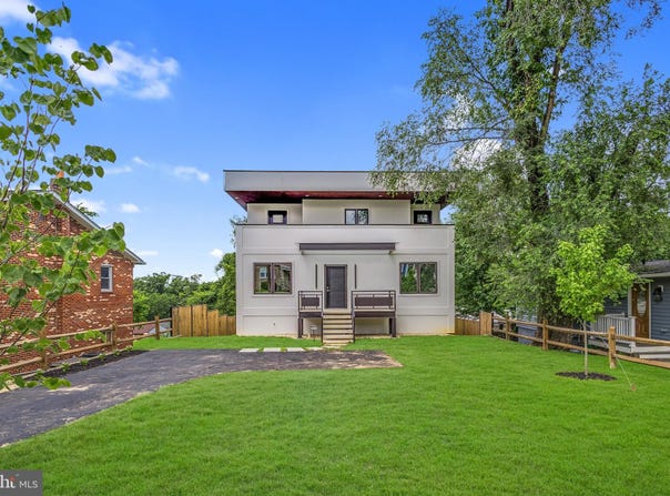 6214 L STREET, CAPITOL HEIGHTS, MD 20743
