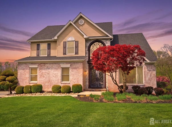 6 Deerfield Drive, Monroe, NJ 08831