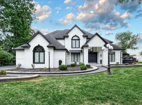 1231 Oakside Drive, Bethlehem, PA 18017
