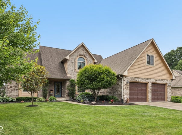 6983 White Oak Drive, Avon, IN 46123