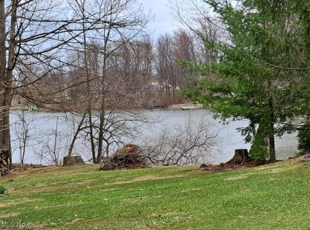 S/L Ginko Court unit: 1212 & 1213, West Salem, OH 44287
