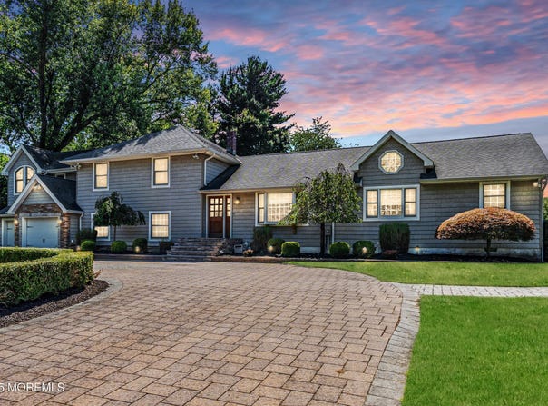 40 Centerville Road, Holmdel, NJ 07733