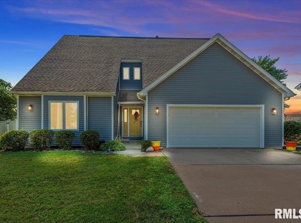 205 Kingspoint Drive, Sherman, IL 62684