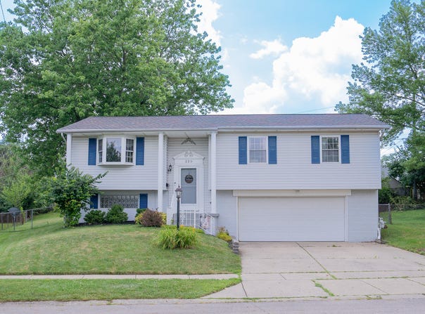 220 Cambridge Drive, Fairborn, OH 45324