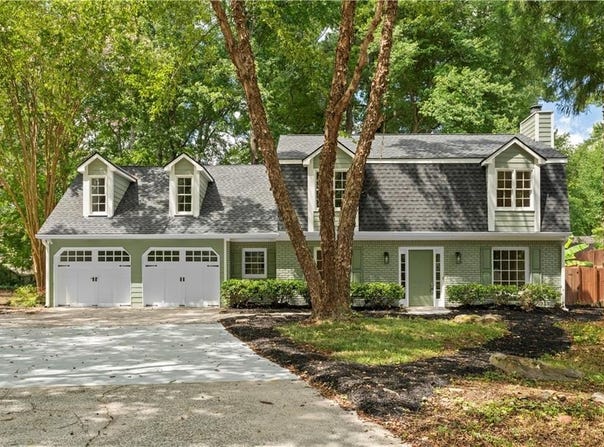2743 Saddle Ridge Lake Drive, Marietta, GA 30062