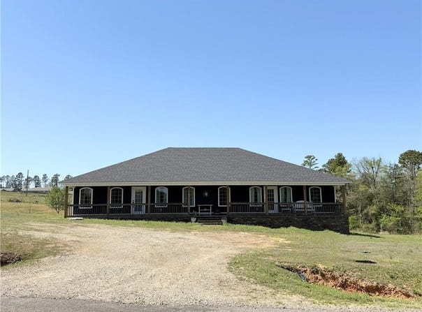 1364  CR 3561, Clarksville, AR 72830