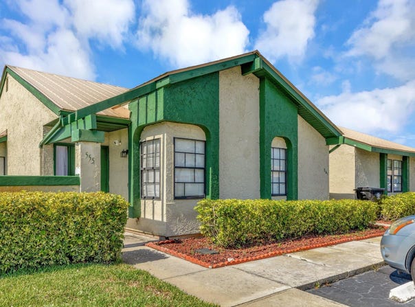 555 SW Sara Boulevard, Port Saint Lucie, FL 34953