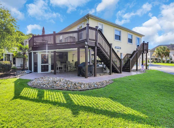 820 9th Ave. S, North Myrtle Beach, SC 29582