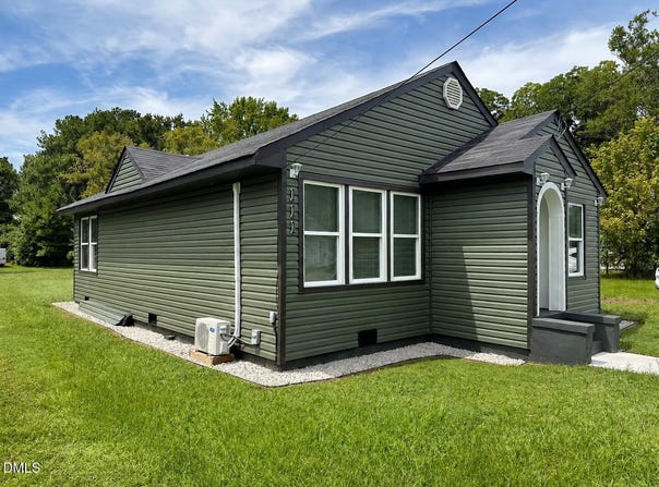 111 N Mccaskey Road, Williamston, NC 27892